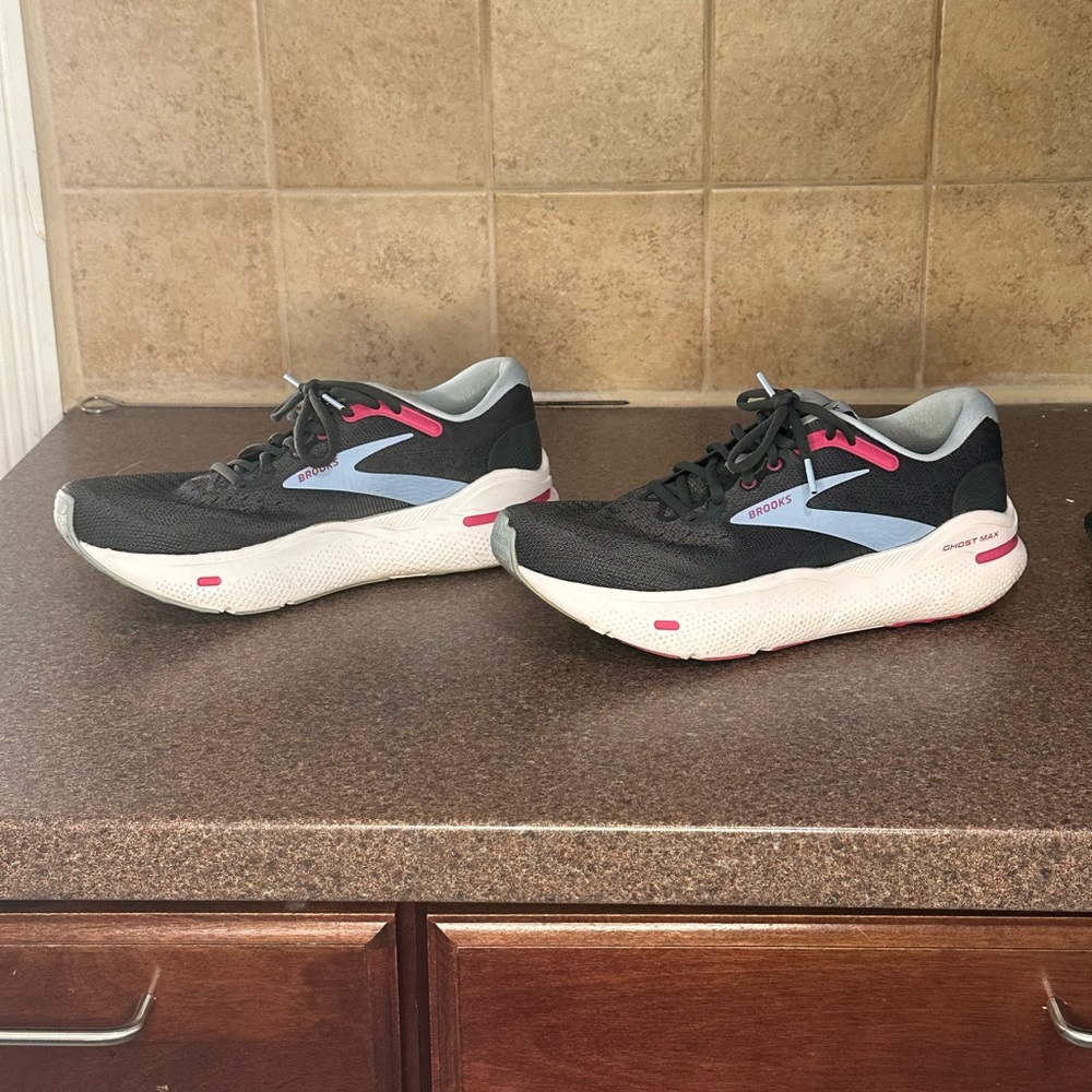 Brooks ghost max